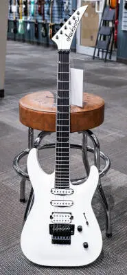 Jackson Guitars - Pro Plus Series Soloist SLA3, Ebony Fingerboard - Snow White 2